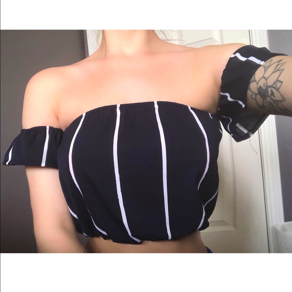 🆕🐳 Striped Crop🐳